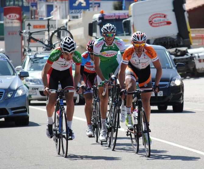 The main breakaway of the day: De la Parte, Feillu, Mas, Iturria, Teruel