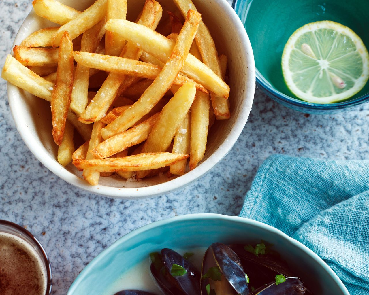 How to make French fries in an air fryer 2 recipes for crisp fries
