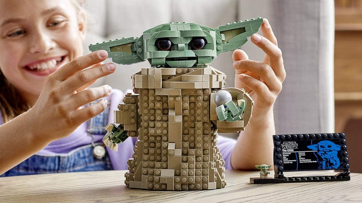 Lego Baby Yoda Deals Here S Where To Find The Child Set For Less Gamesradar - easy robux today lego