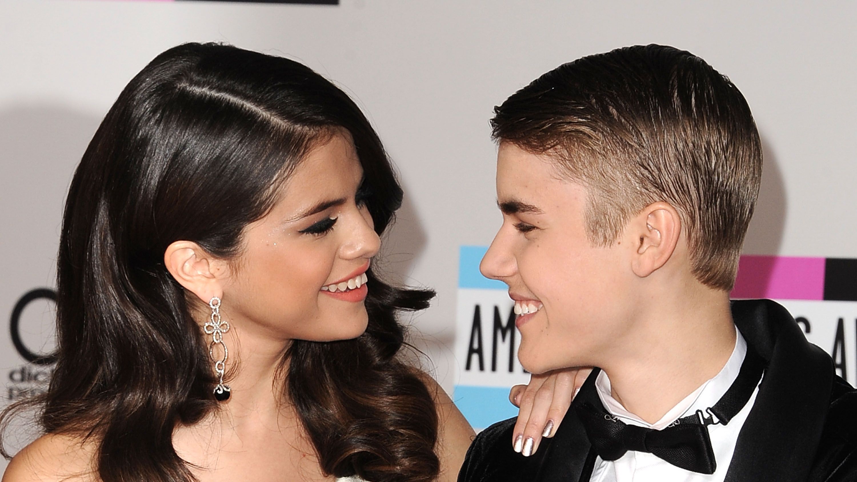 Your Selena Gomez and Justin Bieber Obsession, Explained - Jelena First  Love | Marie Claire
