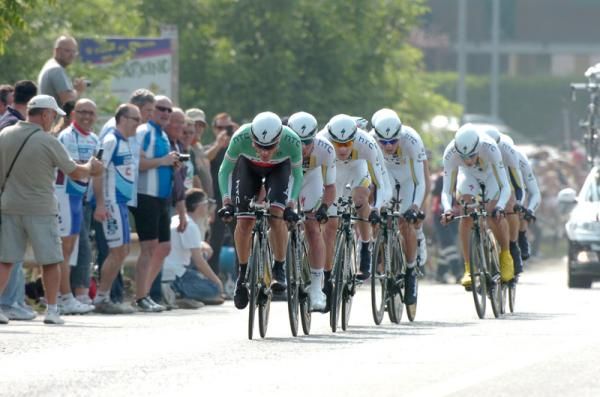 HTC-Highroad win the opening stage of the Giro d'Italia