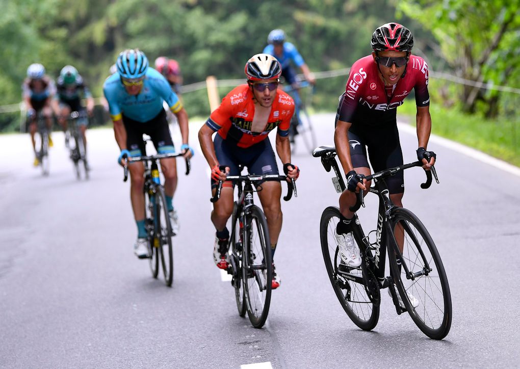Egan Bernal attacks near the end of stage 6 at Tour de Suisse