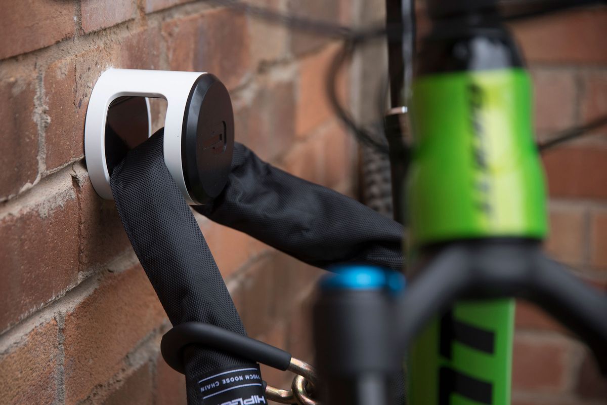 How to lock a bike Tips on proper practice to prevent bike theft