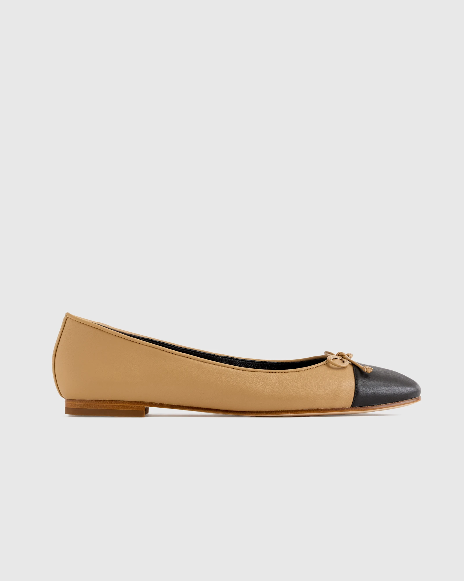 Quince tan and black flats