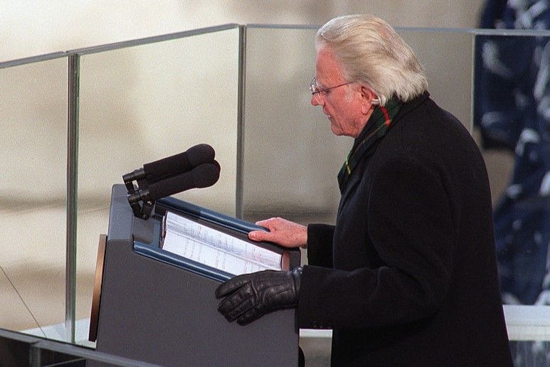 Billy Graham GettyImages-74890849