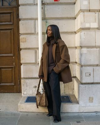 Brown Jumper Outfits