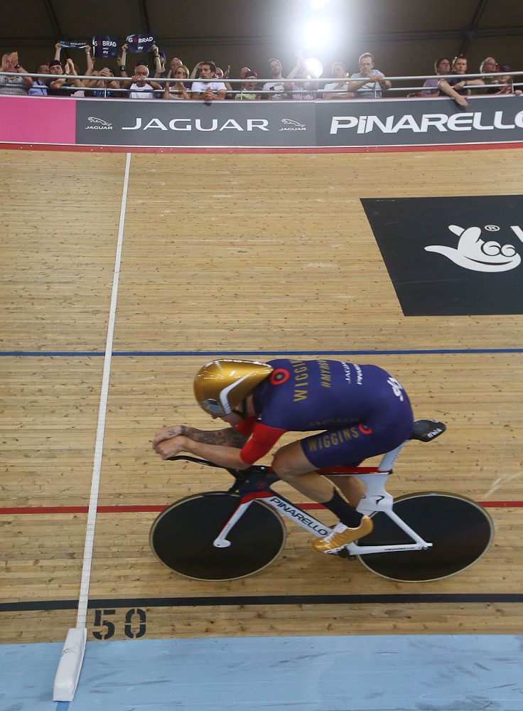 Bradley Wiggins on his way to breaking the UCI One Hour Record at Lee Valley Velopark Velodrome.