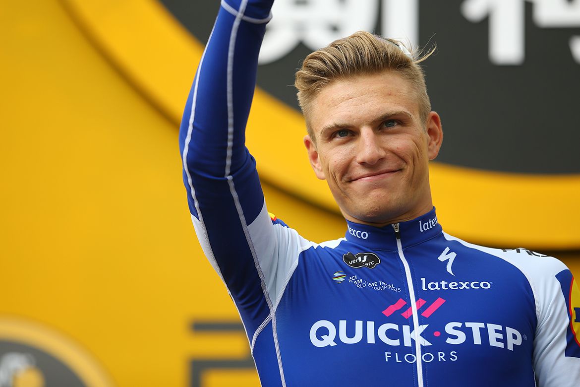 Marcel Kittel waves to the crowd