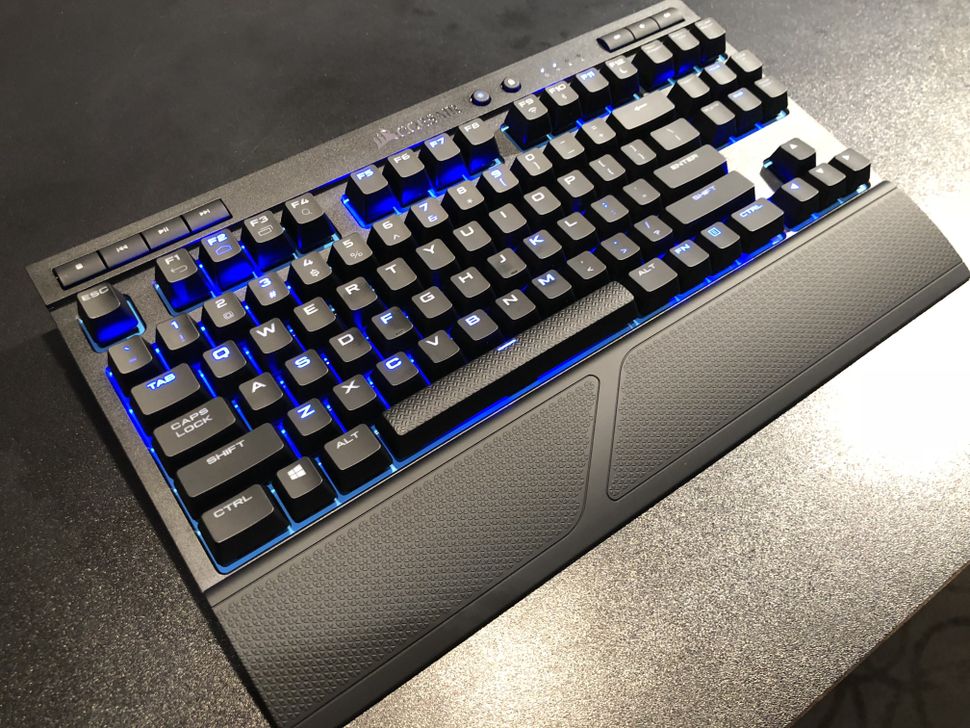 Corsair shows off wireless keyboard, mouse, and a mousepad that charged