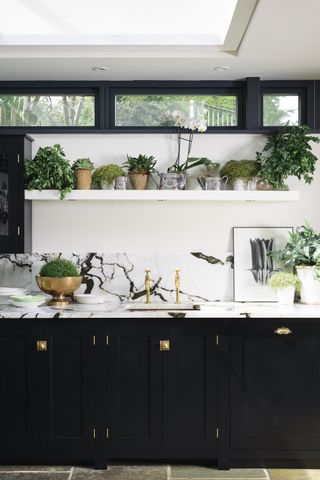 Real Shaker kitchen in Printer's Black by deVOL with marble worktop