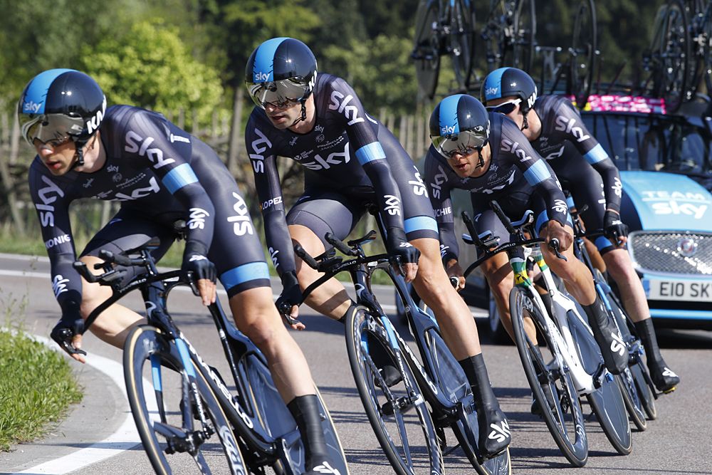 Team Sky in the TTT