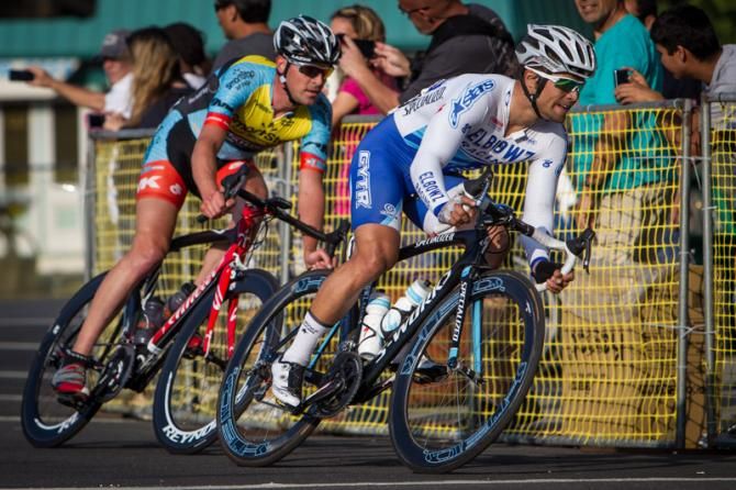 Eric Marcotte (Elbowz Racing) launches a late race attack.