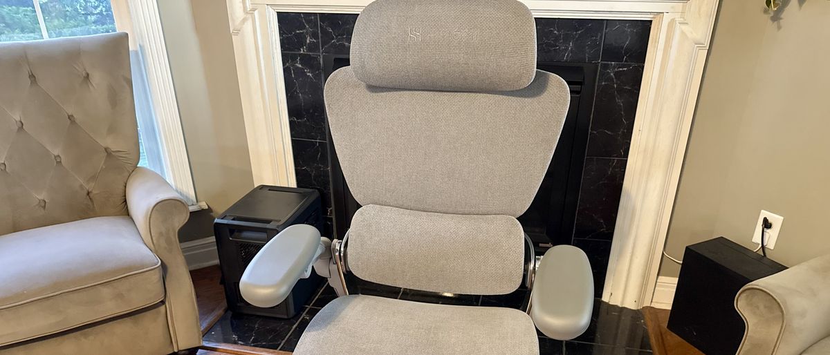 I tested the Hinomi H2 Pro - and this office chair folds in half and has some wild lumbar support