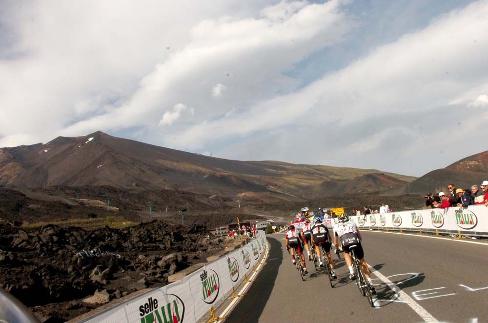 Riders approach the finish at the 2011 Giro stage to Mount Etna