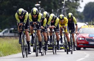 Mitchelton-Scott with overall leader Daryl IMpey at Criterium du Dauphine stage 3 team time trial