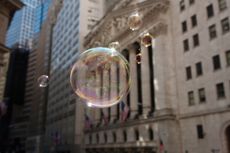 Bubbles in front of the New York Stock Exchange 