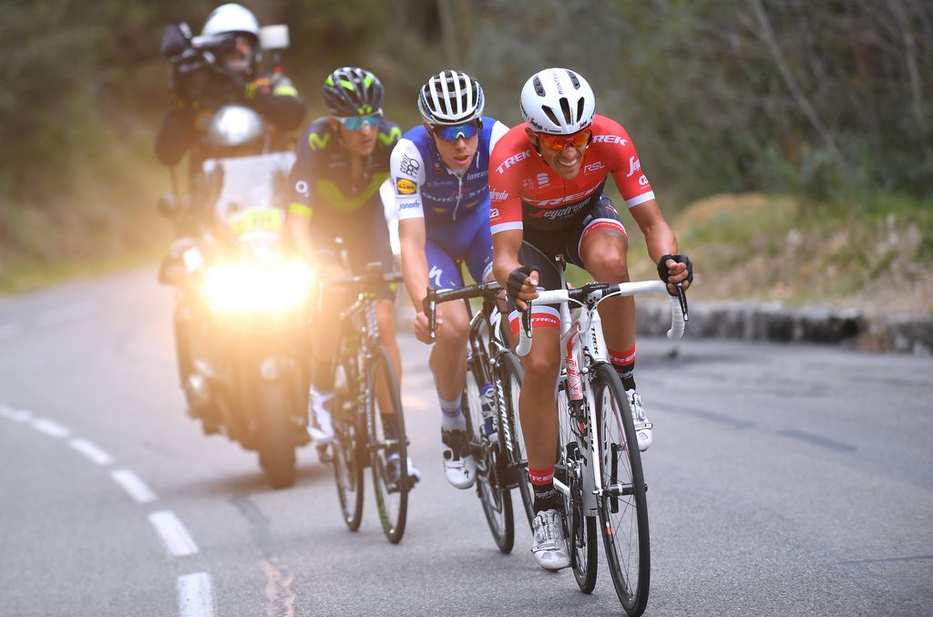 Alberto Contador (Trek-Segafredo) continues his atack