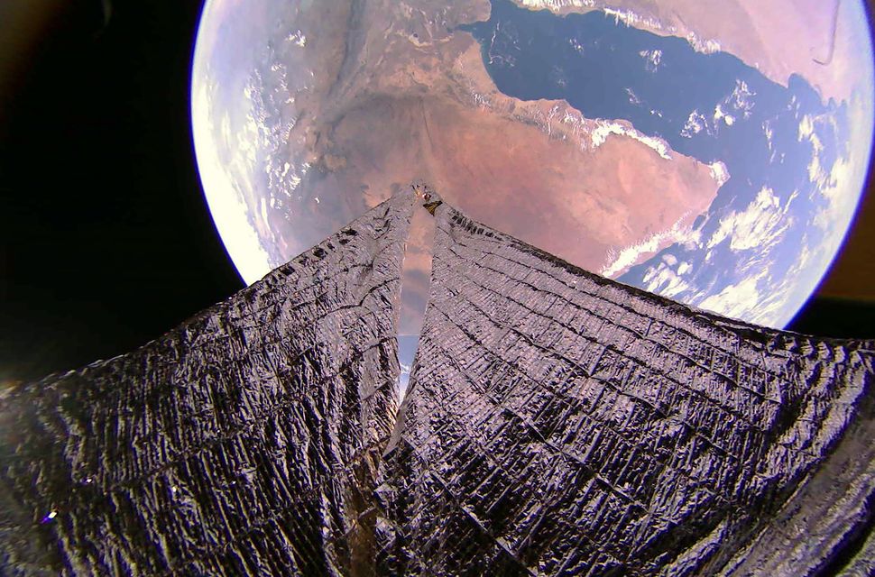 LightSail 2 captures stunning photos of Earth from space