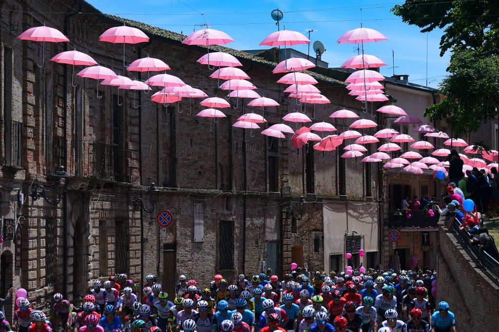 Riders take the start of the seventh stage of the Giro dItalia 2021 cycling race 181 km between Notaresco and Termoli on May 14 2021 Photo by Dario BELINGHERI AFP Photo by DARIO BELINGHERIAFP via Getty Images
