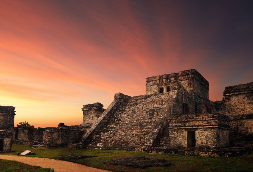 Mayan ruins 