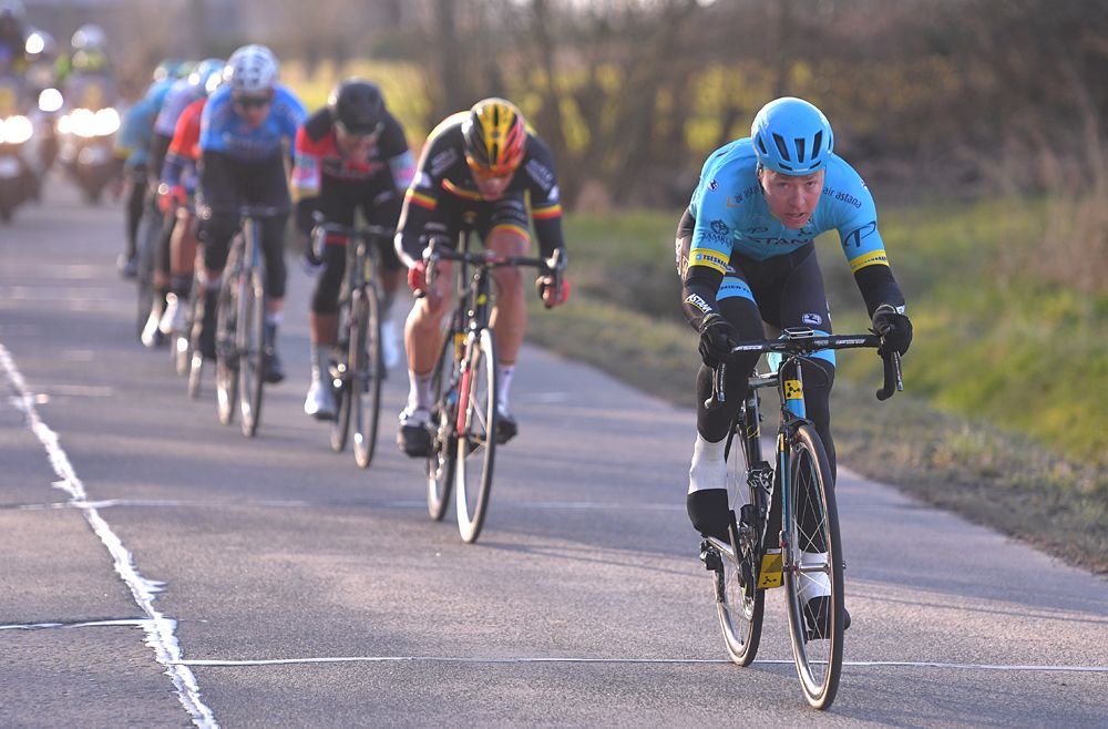 Michael Valgren (Astana) makes winning attack at Omloop Het Nieuwsblad Elite