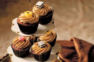 Fiona Cairns' Liquorice toffee cupcakes