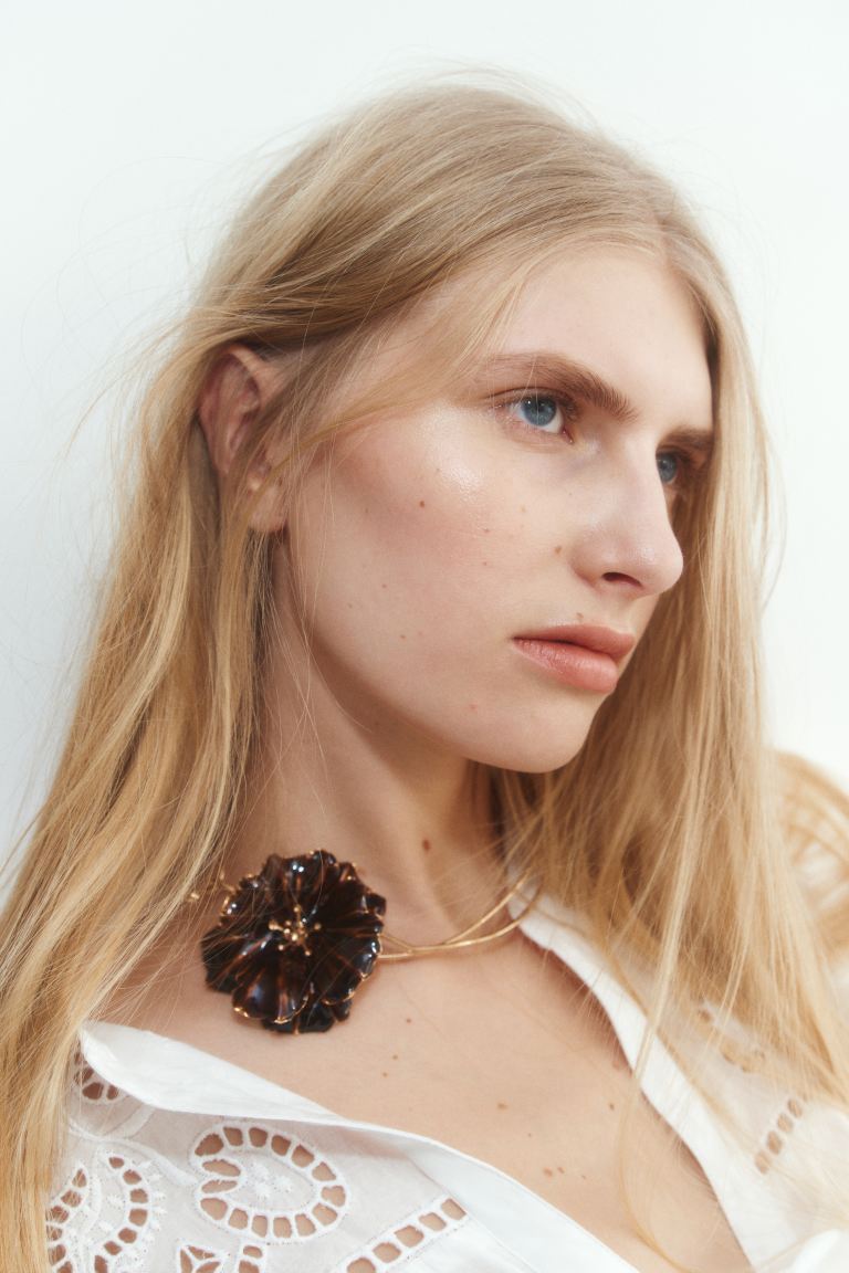 Flower-Detail Necklace