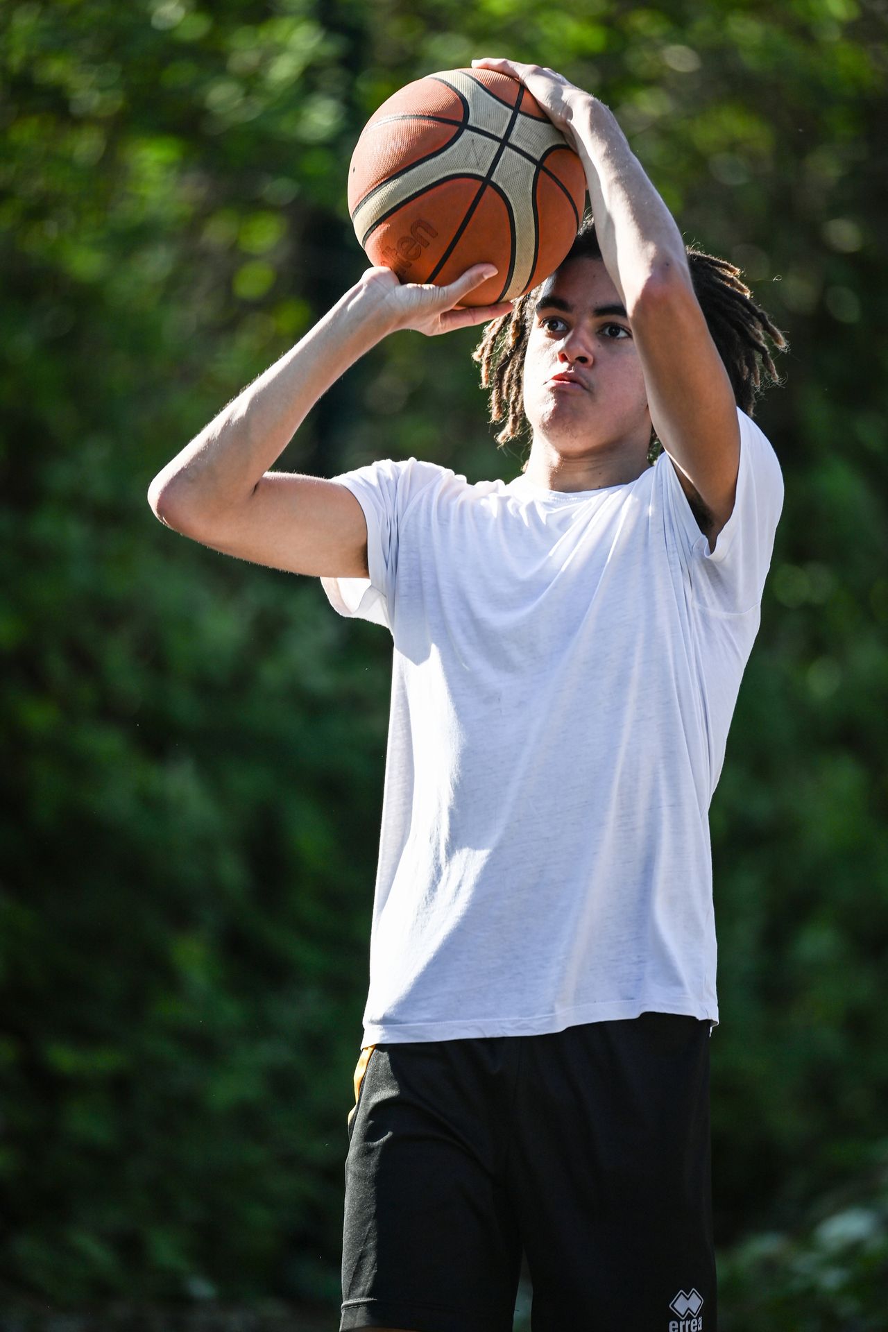 Sample shot: Nikon 120-300mm f/2.8E AF-S FL ED SR VR