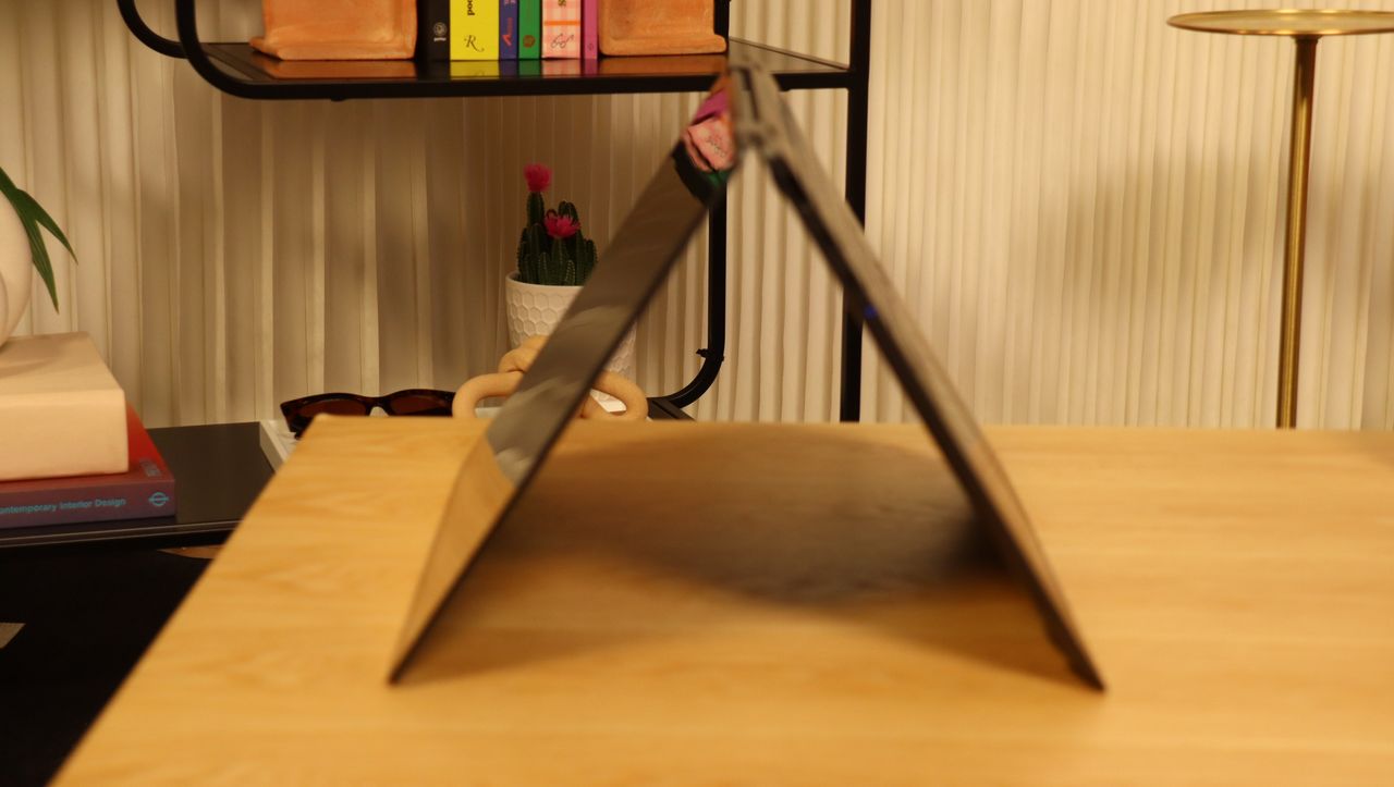 Samsung Galaxy Book3 on a wooden table