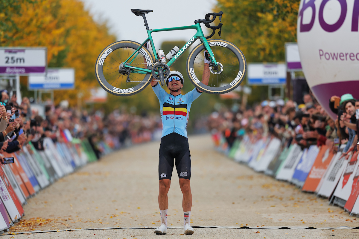 Florian Vermeersch wins elite men&#039;s world title at UCI Gravel World Championships 2025