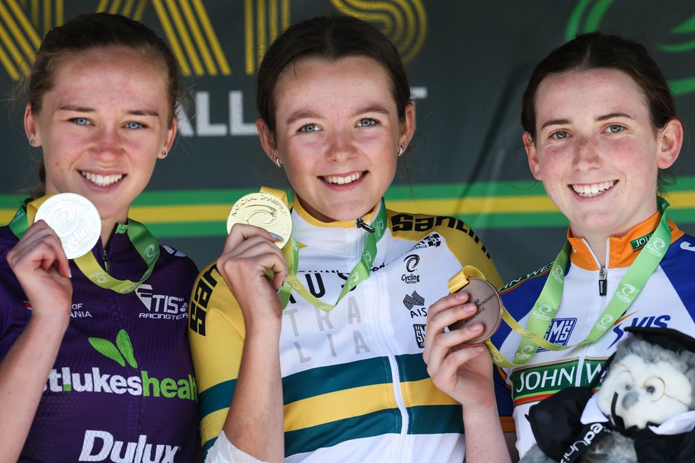 The final podium with Francesca Sewell taking the green and gold