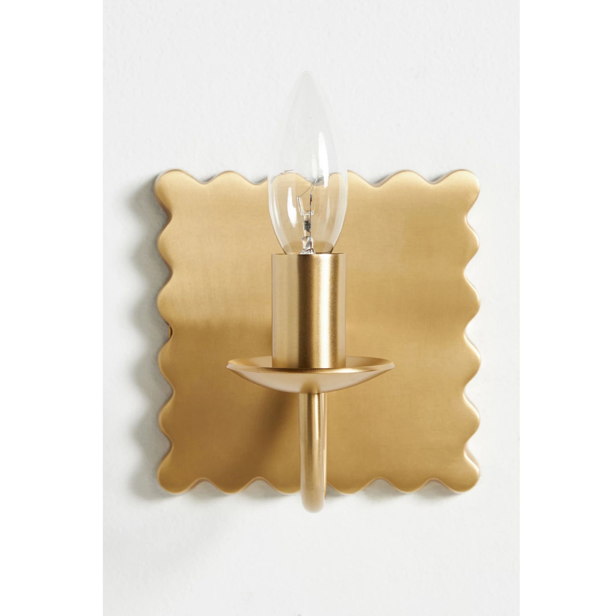 square wall sconce with scallop brass finish and candle bulb