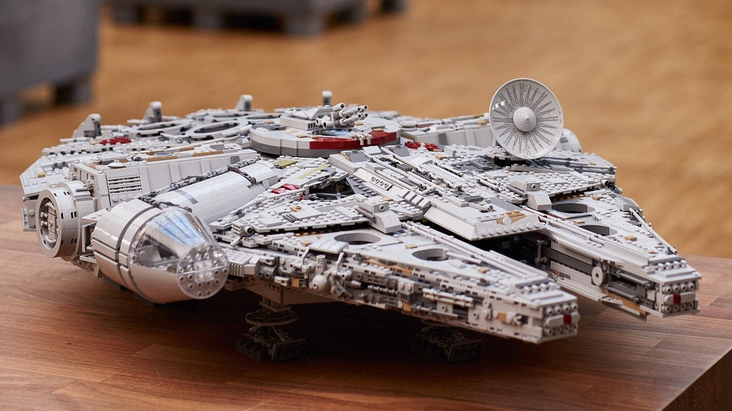 Lego UCS Millenium Falcon