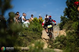 Graves and Moseley crowned 2014 enduro world champions