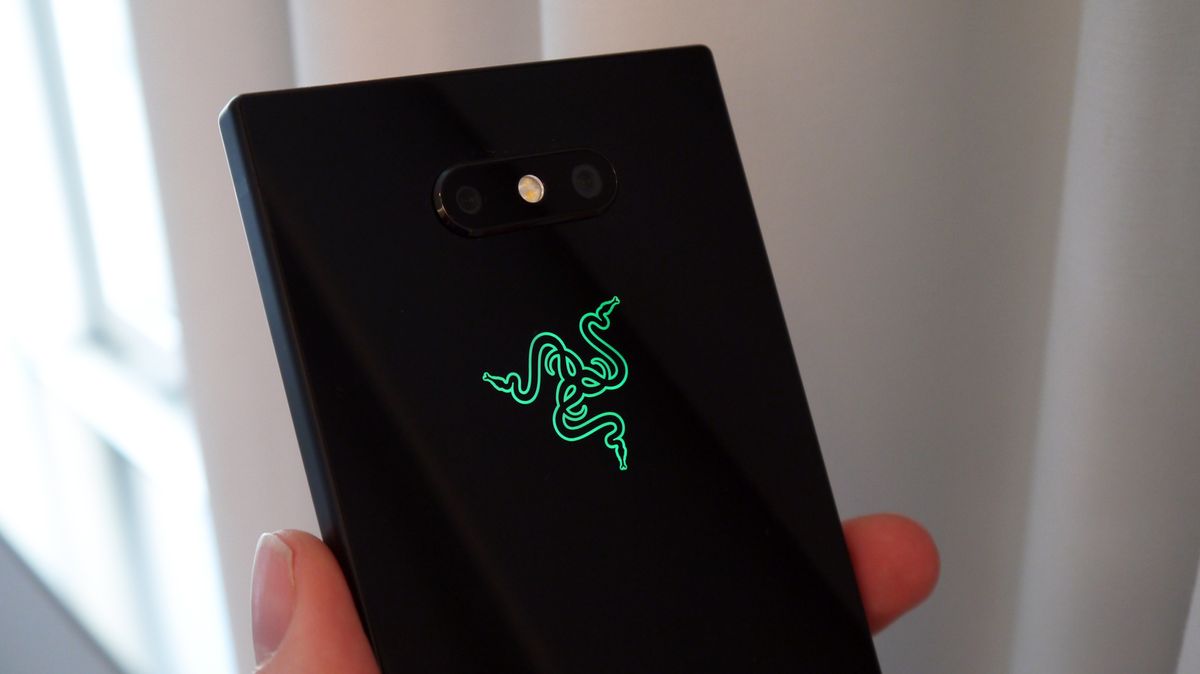 Razer Phone 2 får RGB-opplyst logo og et velkjent utseende | TechRadar