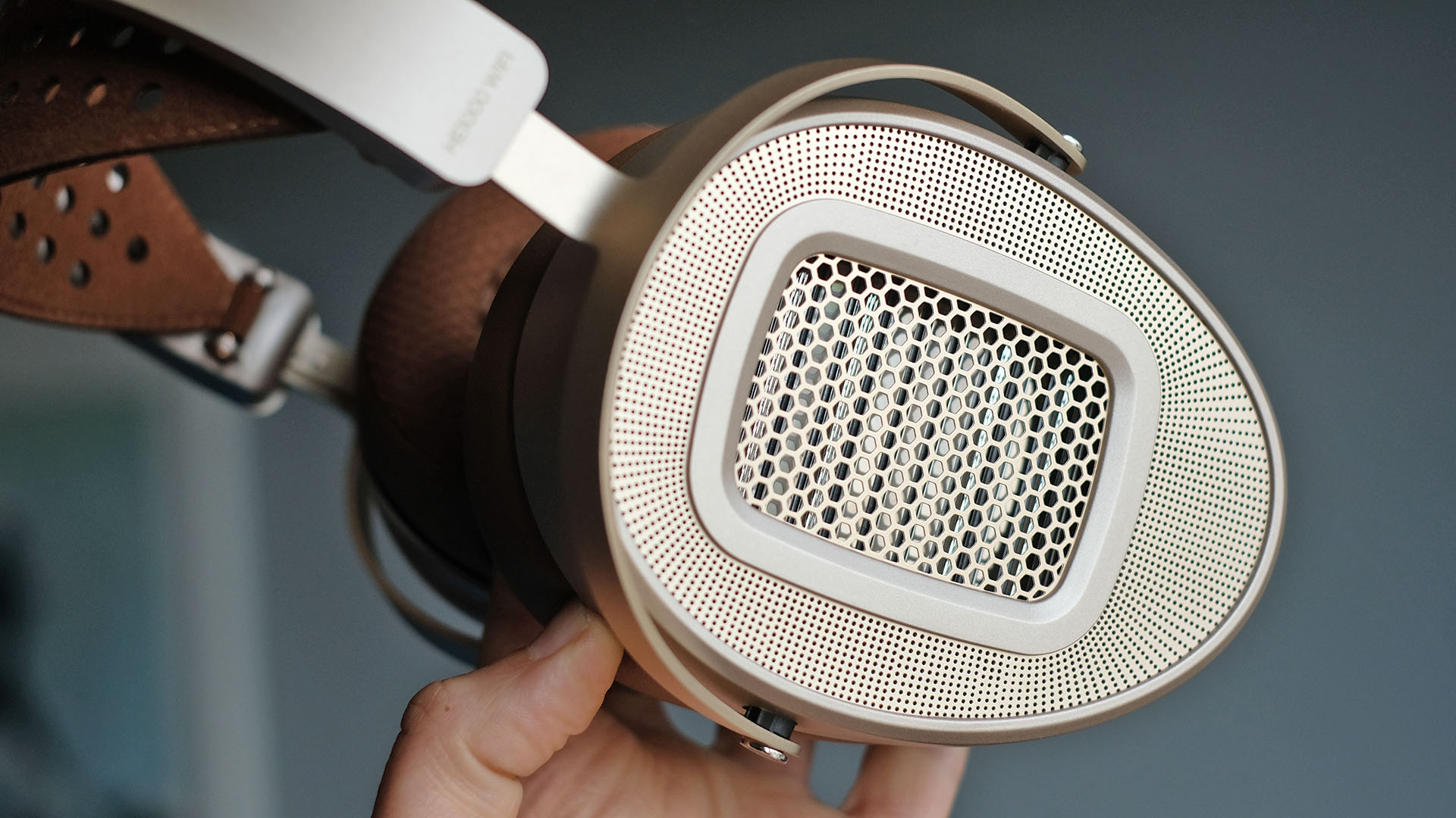 Hifiman HE1000 WiFi headphones.