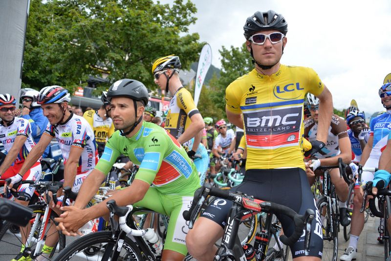 Nacer Bouhanni and Tejay van Garderen on the start line