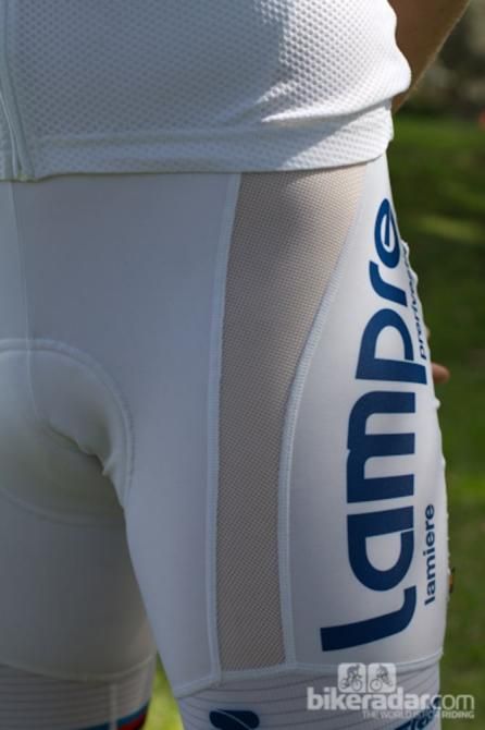 The new Razor Carbon kit is extremely lightweight and should excel during the summer heat &ndash; just watch that sunburn