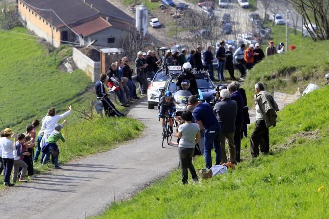 Here comes Pete Kennaugh (Team Sky)