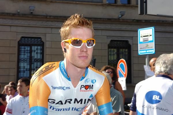 Tyler Farrar (Garmin - Transitions) arrives at the sign-in stage.