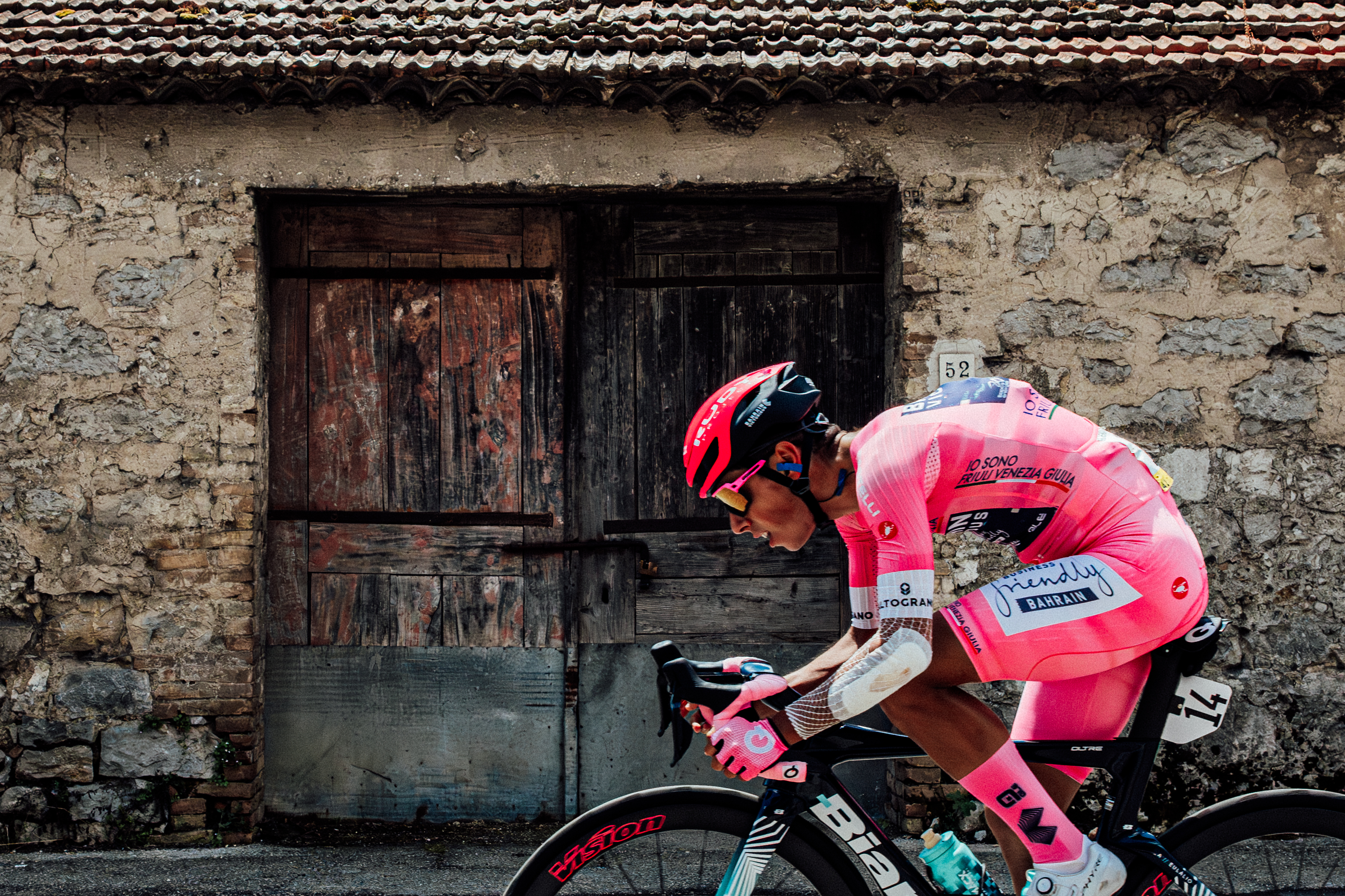 Maglia Rosa Afonso Eul&amp;aacute;lio. Images from 2026 Giro d'Italia stage 7 to Blockhaus