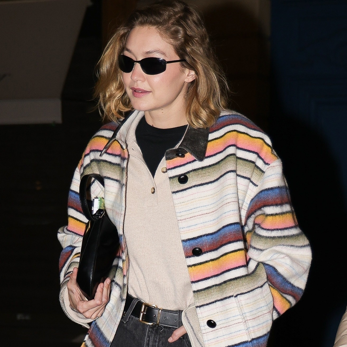 Gigi Hadid Just Made Mom Jeans Look Brand-New Again in Paris