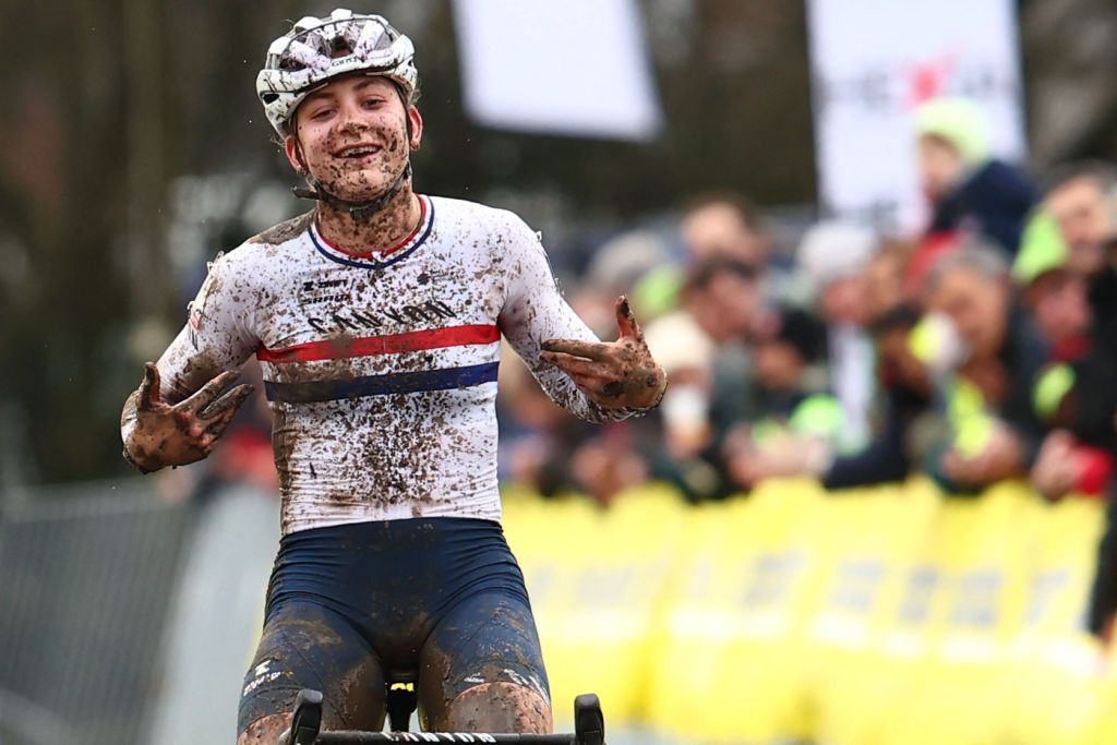 Britain's Zoe Backstedt reacts as she wins the women's elite race at the World Cup cyclocross cycling event in in Gullegem on January 6, 2024 as part of the UCI World Cup cyclocross competition. (Photo by DAVID PINTENS / Belga / AFP) / Belgium OUT