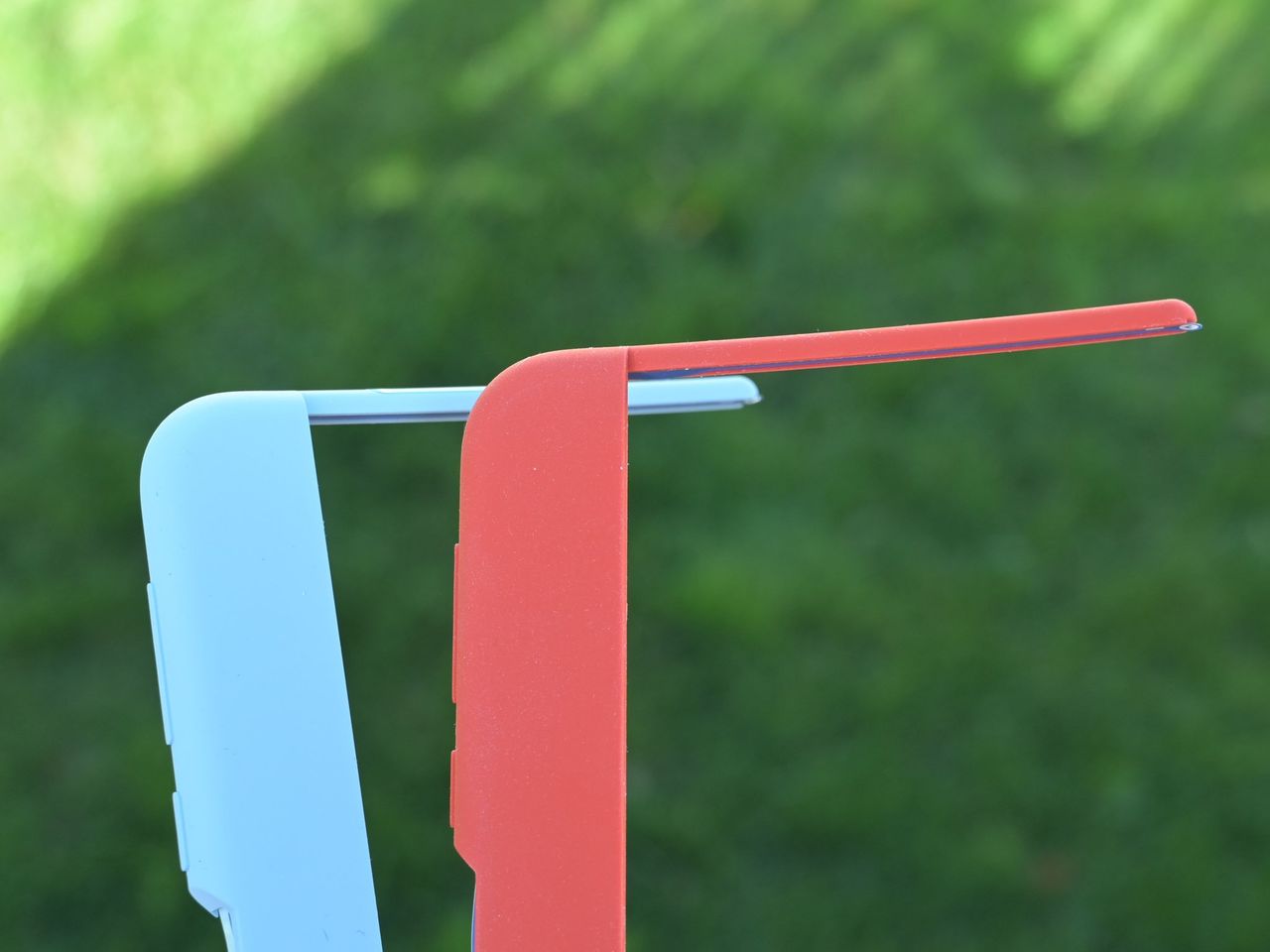 Surface Duo Redblue Compare