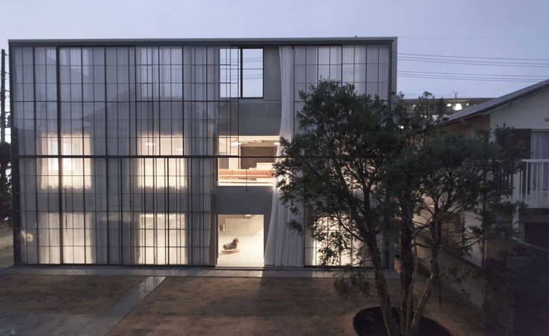 Boundary Window is the conversion of a three-apartment property into a single-family holiday house