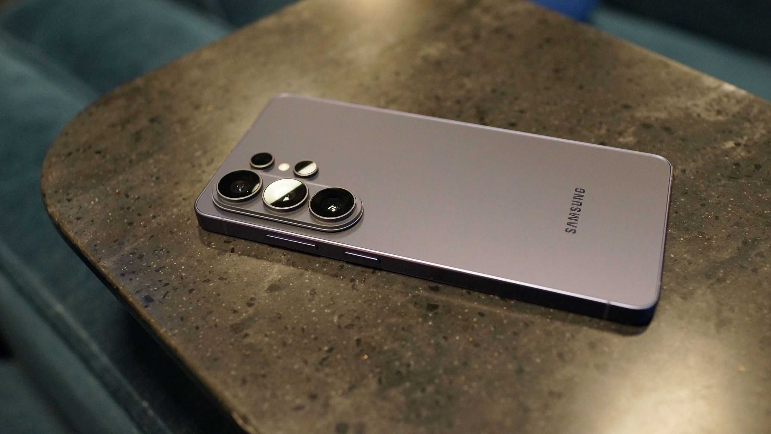 Samsung diam-diam merilis edisi Galaxy S26 Ultra untuk armada korporat tanpa membebankan biaya tambahan kepada pembeli AS