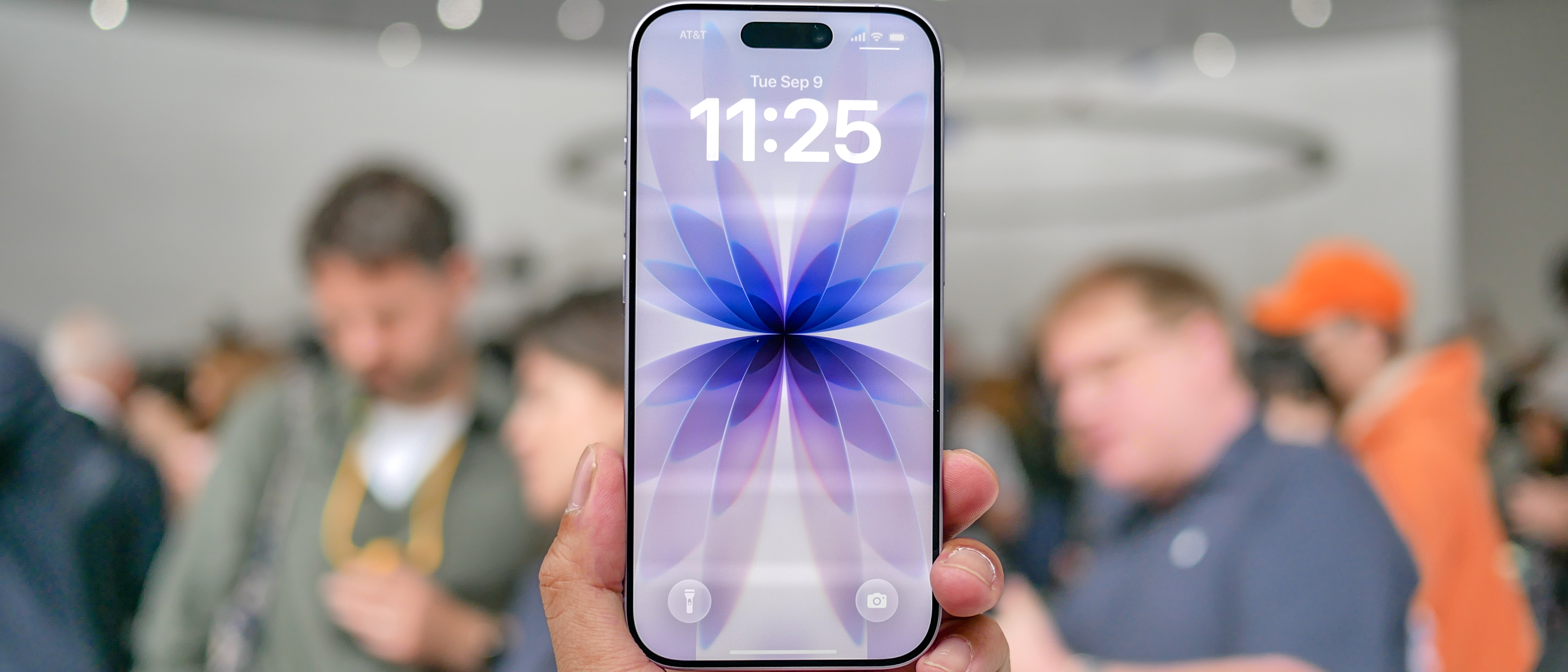 Apple iPhone 17 hands-on.