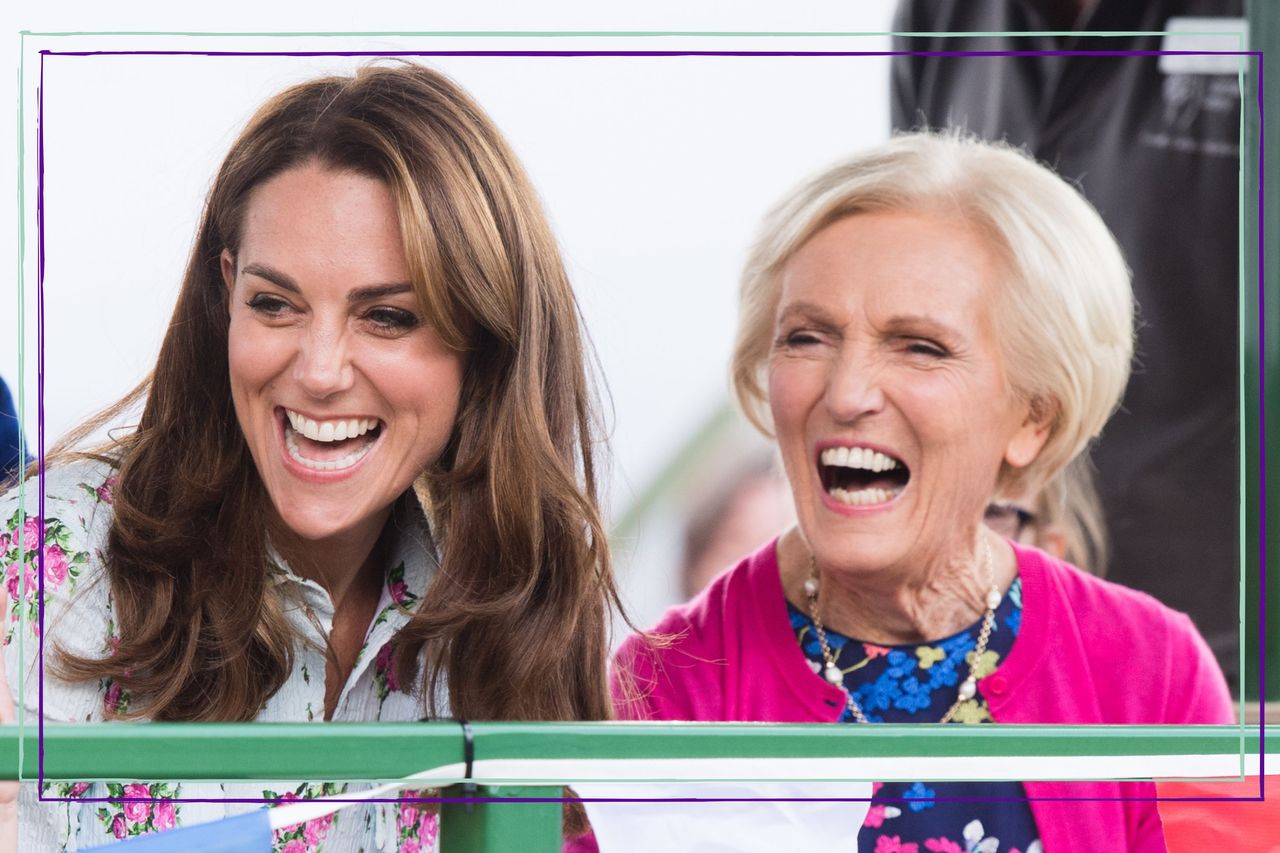 Mary Berry praises Kate Middleton - Kate Middleton and Mary Berry laugh together as they attend the &quot;Back to Nature&quot; festival at RHS Garden Wisley on September 10, 2019 in Woking, England. 