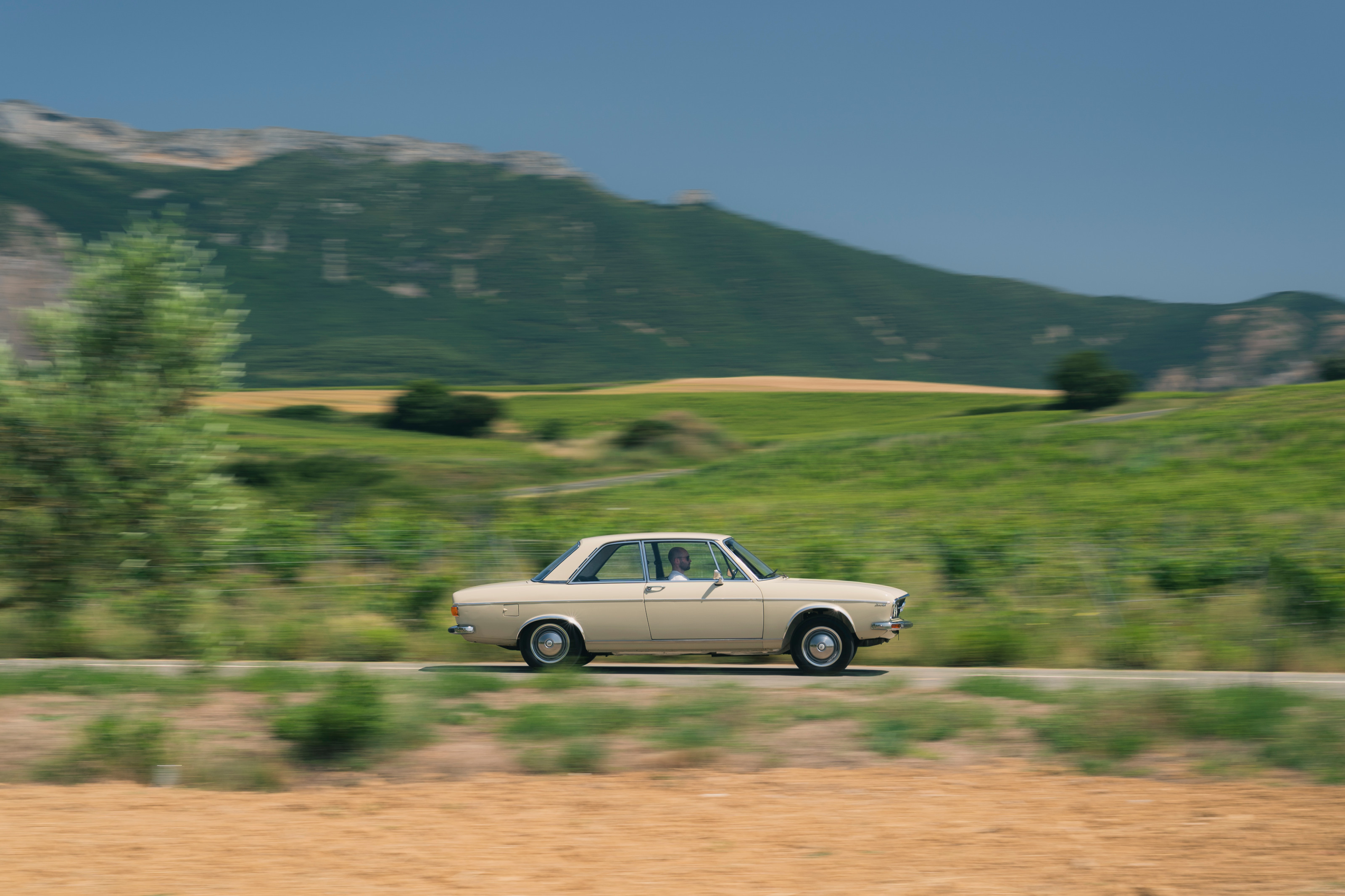 Slow and steady in the Audi 100 GL saloon