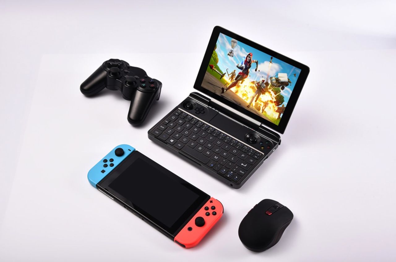Images of the Win Max 2021 handheld.